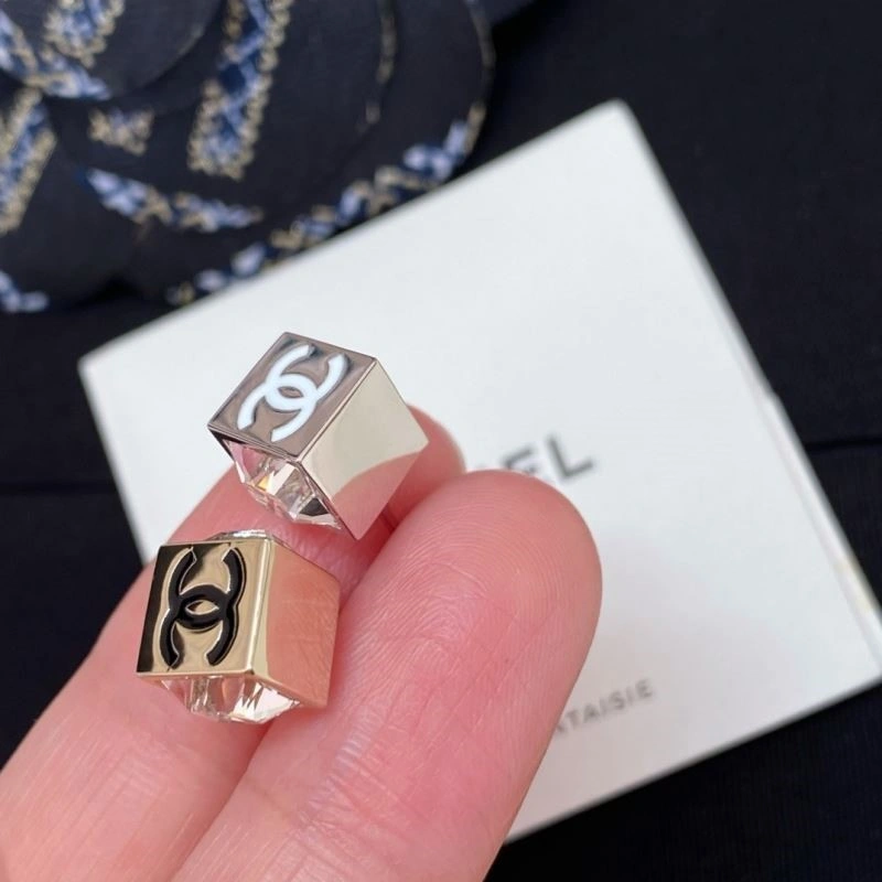 Durable Chanel Earrings 223927
