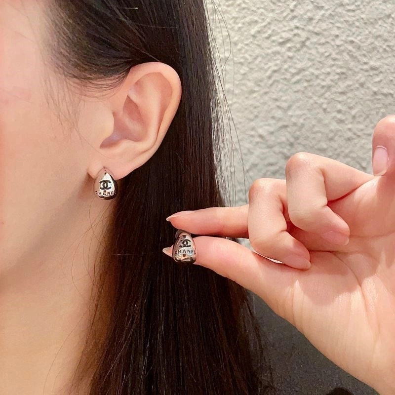 Versatile Chanel Earrings 223930