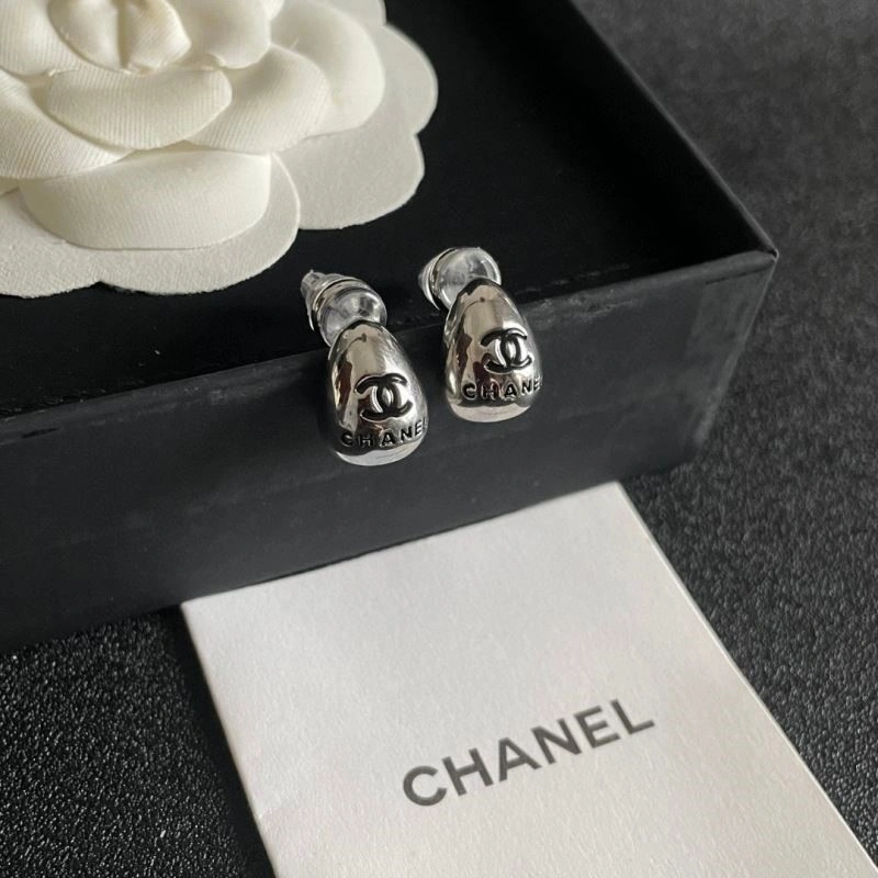 Versatile Chanel Earrings 223930
