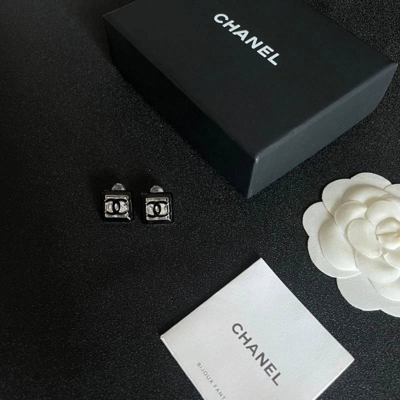 Chanel Earrings Premium 223985