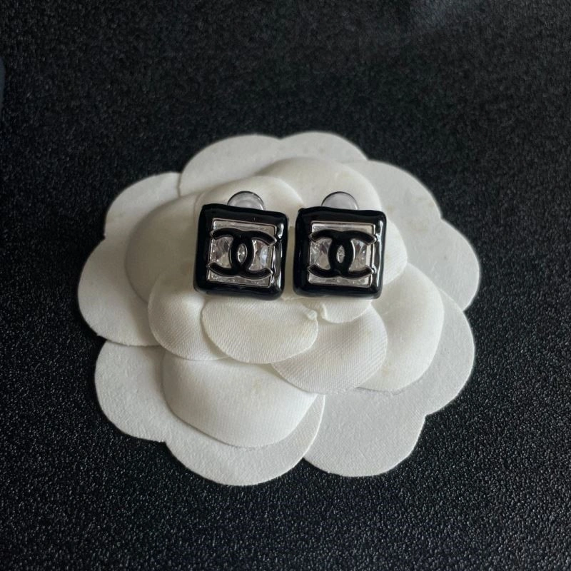 Chanel Earrings Premium 223985