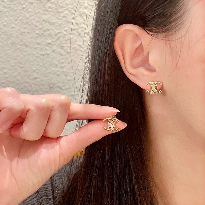 Unisex Chanel Earrings 223944