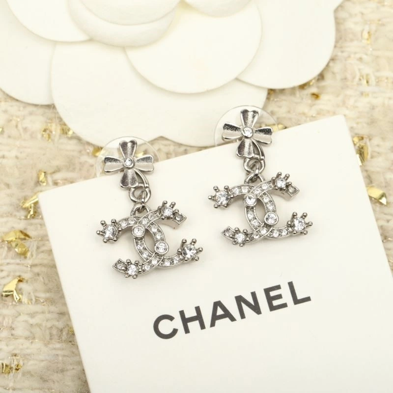Chanel Earrings Trendsetting 223933