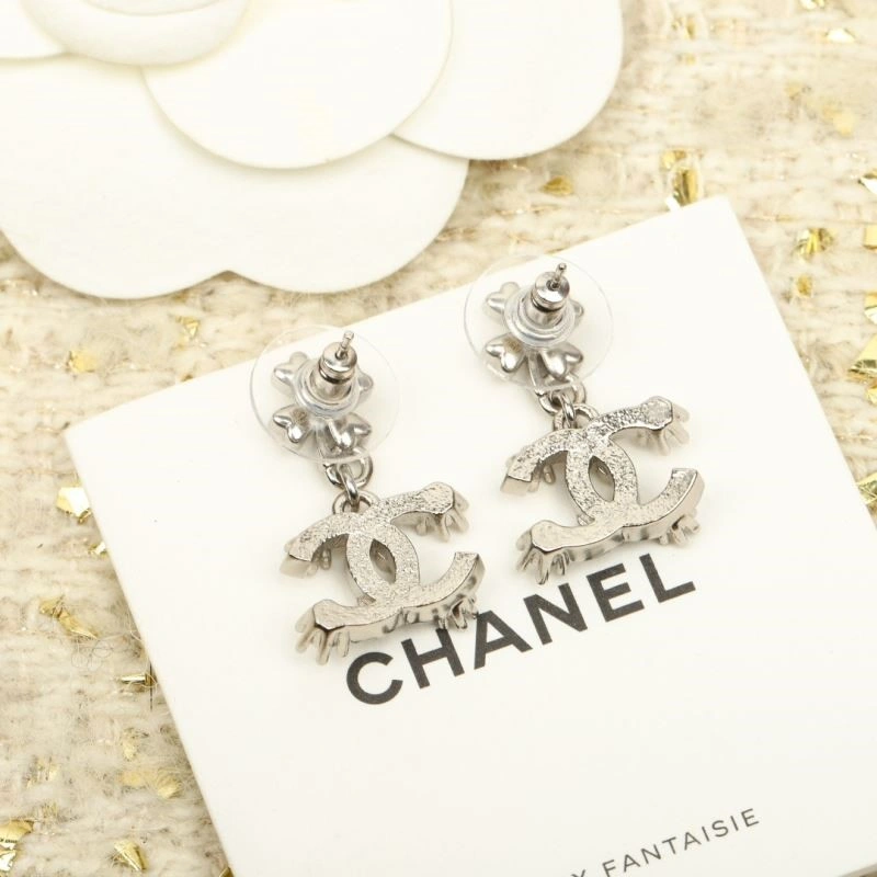 Chanel Earrings Trendsetting 223933