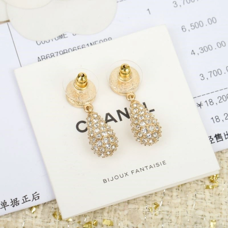 Reliable Chanel Earrings 223940