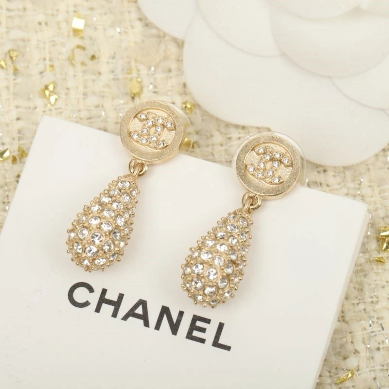 Reliable Chanel Earrings 223940