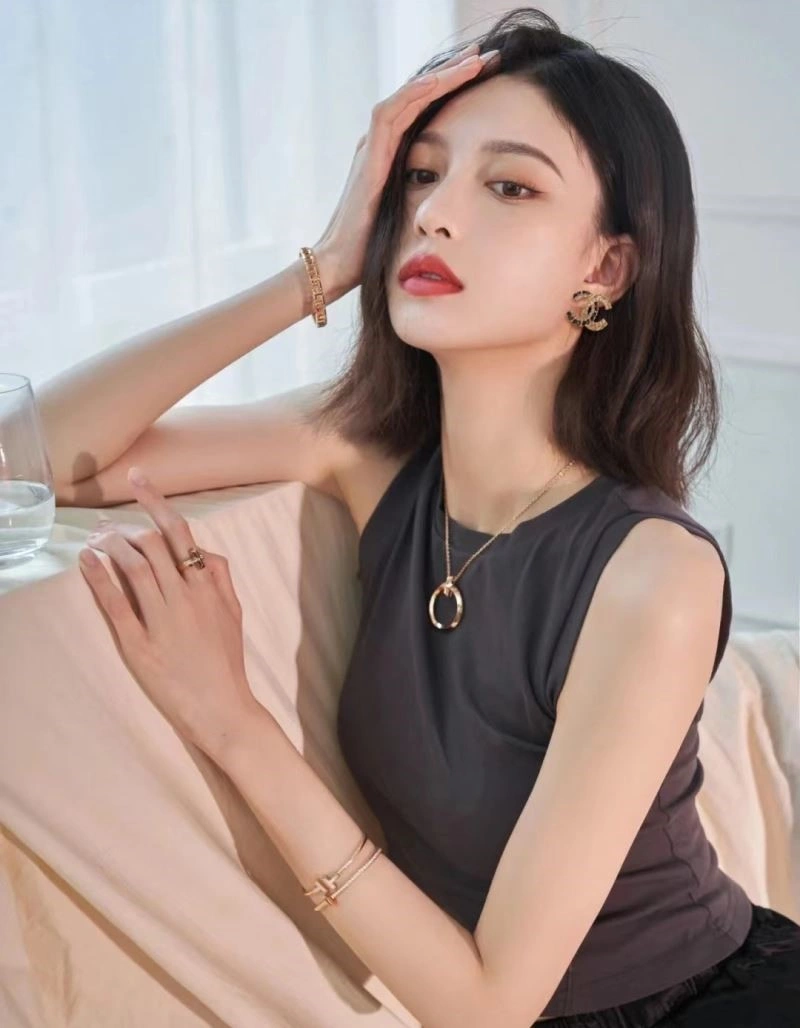 Chanel Earrings Popular 223904