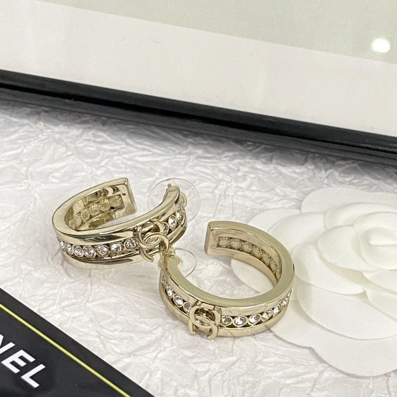 SmoothTexture Chanel Earrings 223914