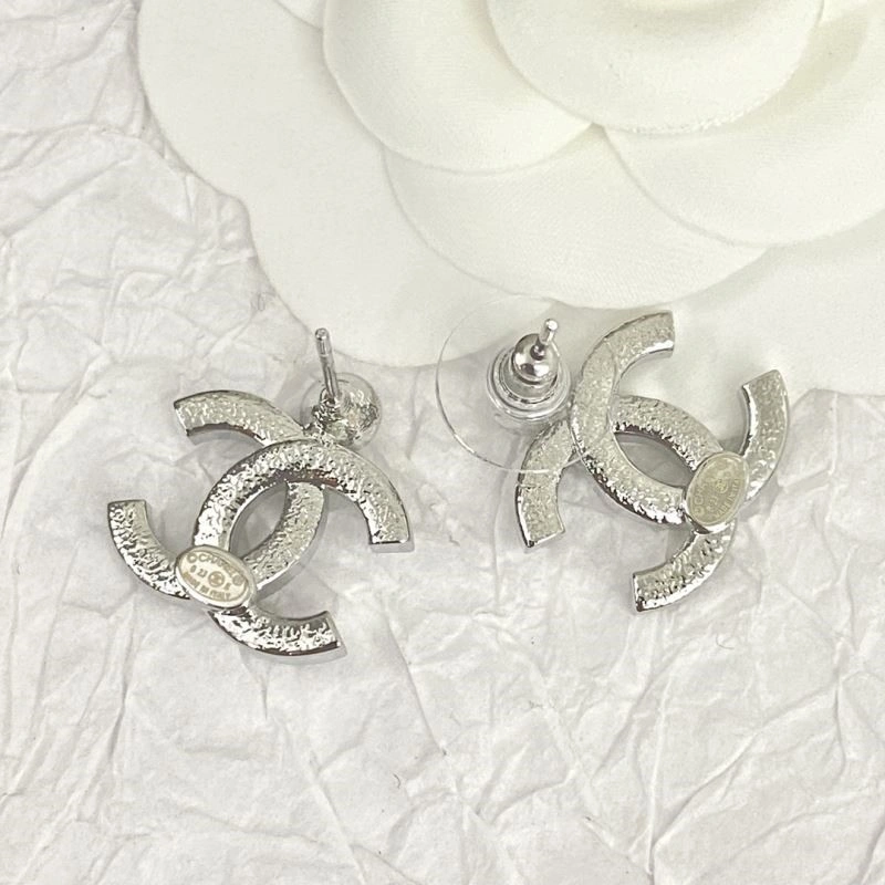Chanel Earrings Packable 223897