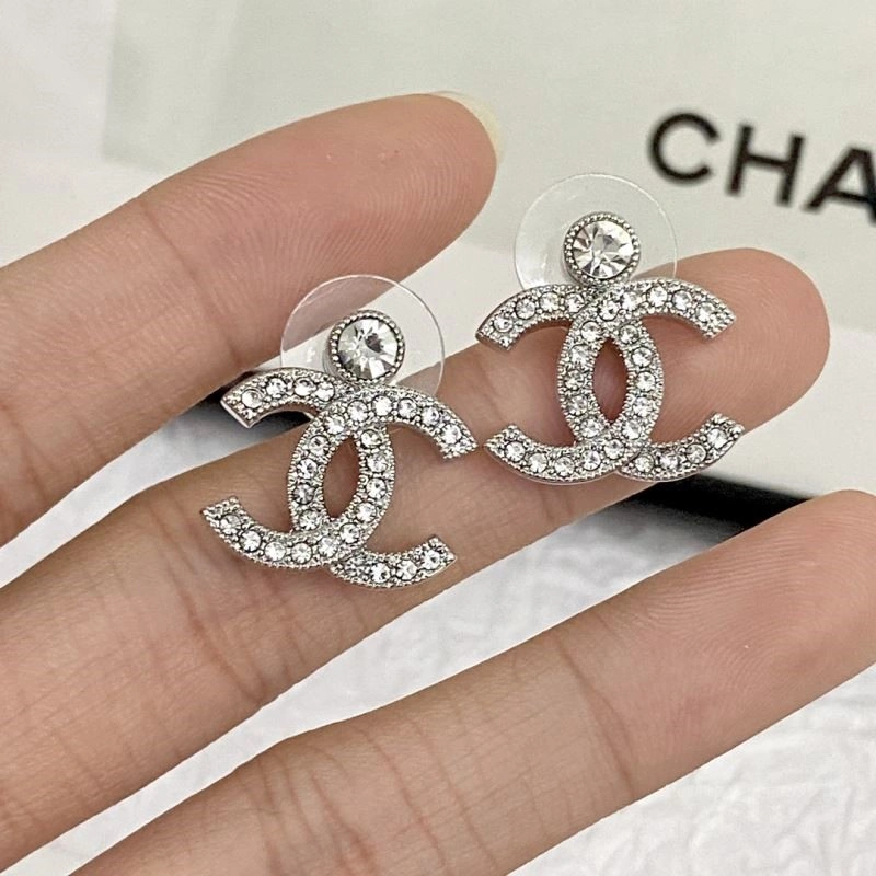 Chanel Earrings Packable 223897