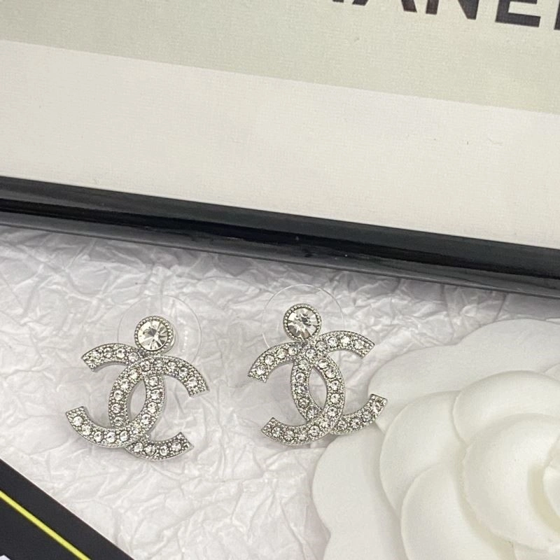 Chanel Earrings Packable 223897