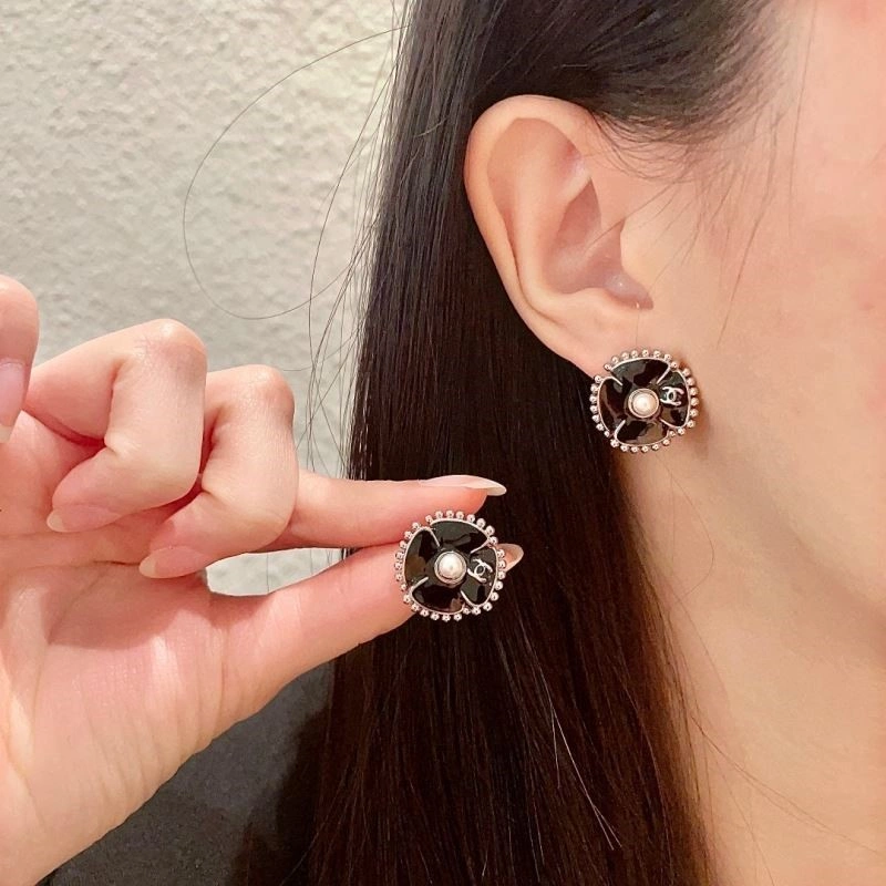 Chanel Earrings Affordable 223953