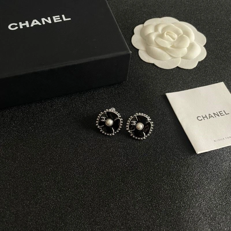 Chanel Earrings Affordable 223953