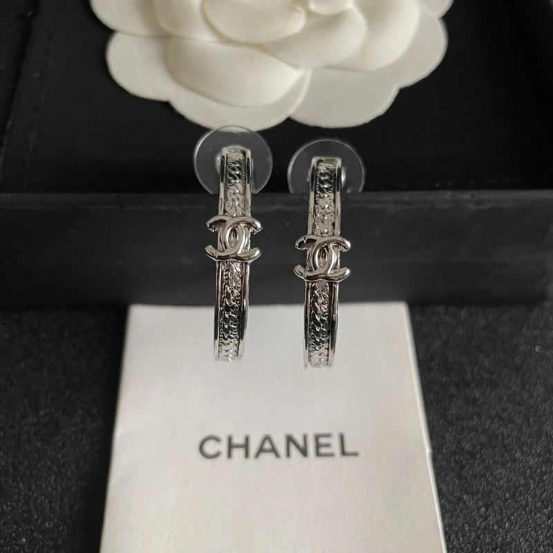 Affordable Chanel Earrings 223912