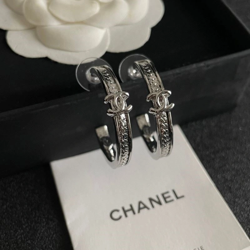 Affordable Chanel Earrings 223912