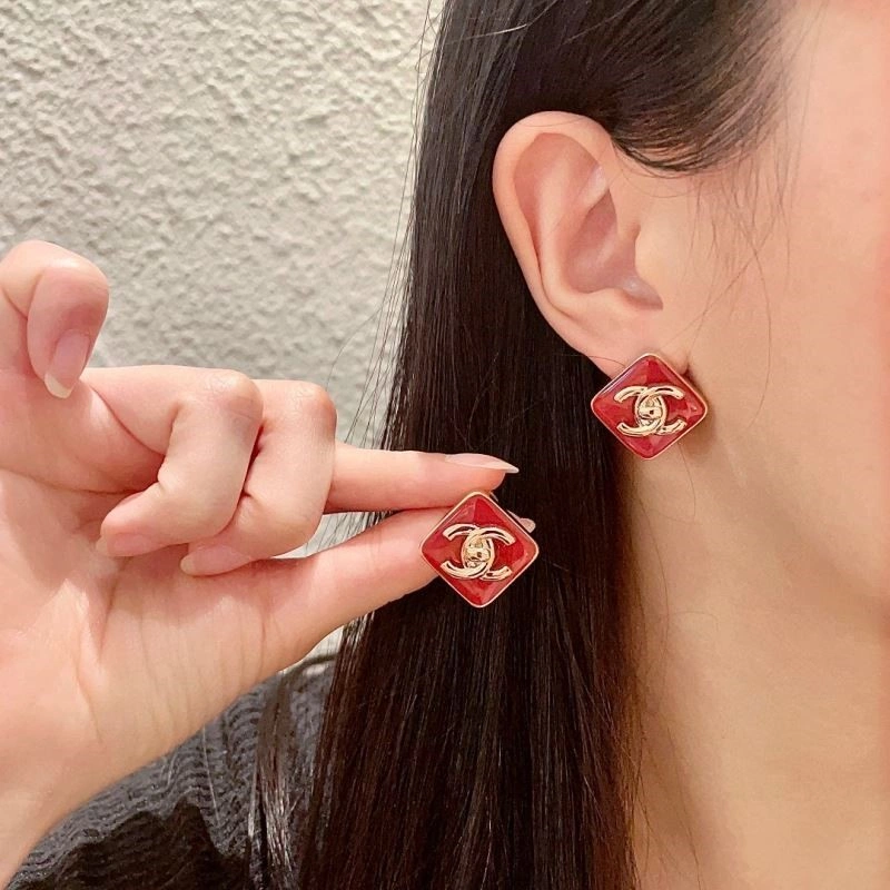 Chanel Earrings Trendsetting 223902