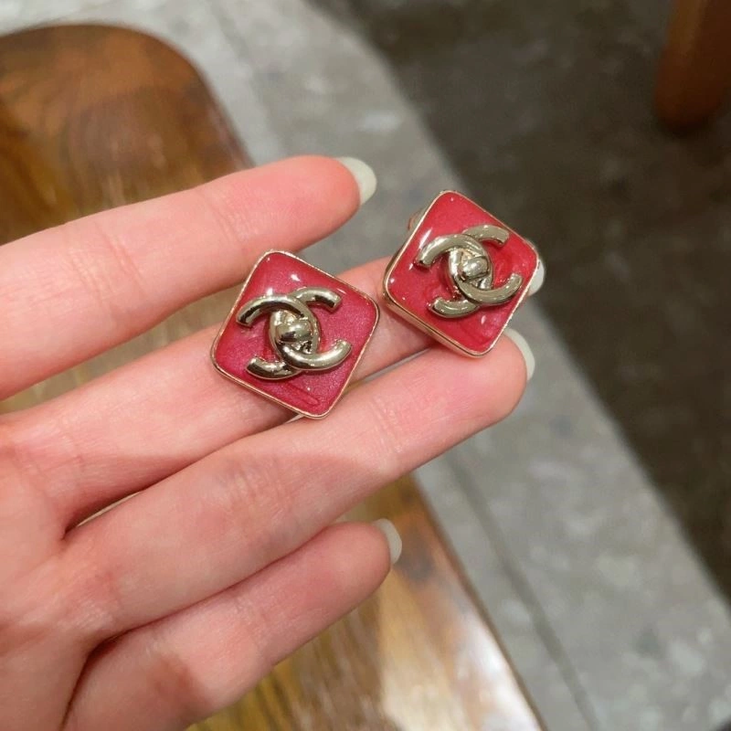 Chanel Earrings Trendsetting 223902
