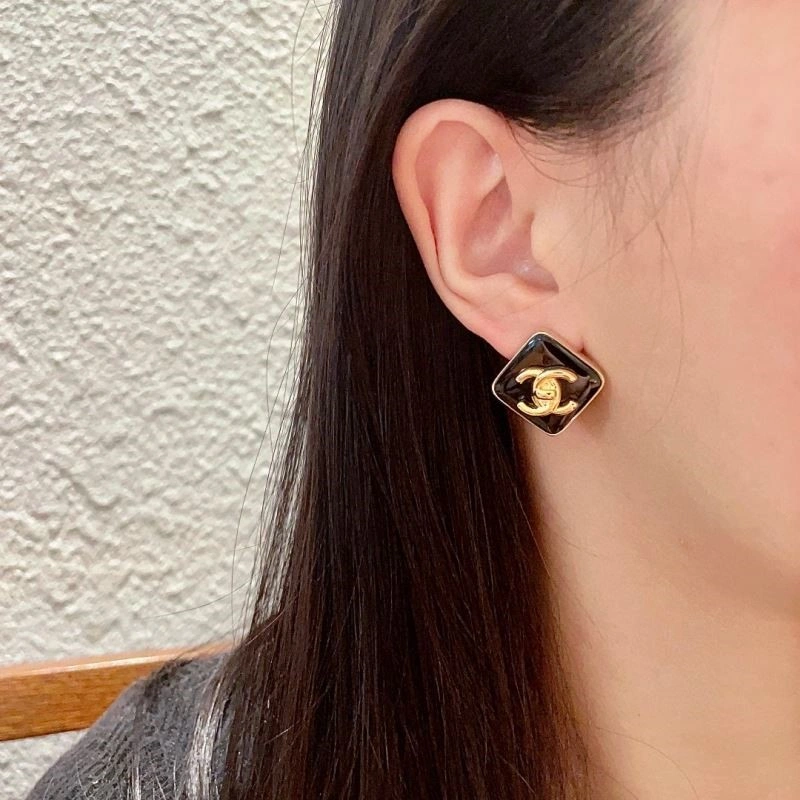 Chanel Earrings ModernLook 223898