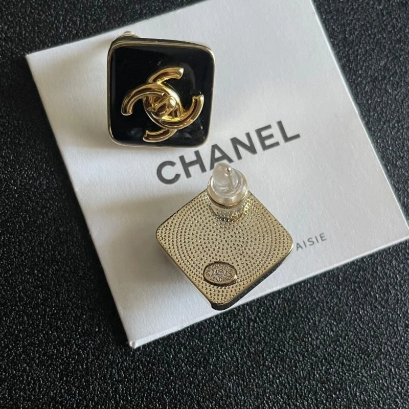 Chanel Earrings ModernLook 223898