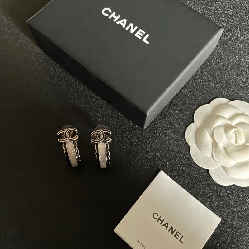 Chanel Earrings Durable 223882