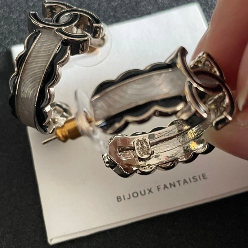 Chanel Earrings Durable 223882