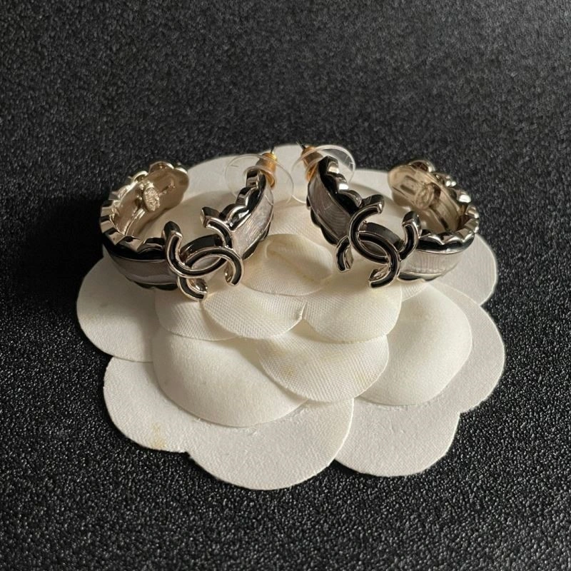 Chanel Earrings Durable 223882