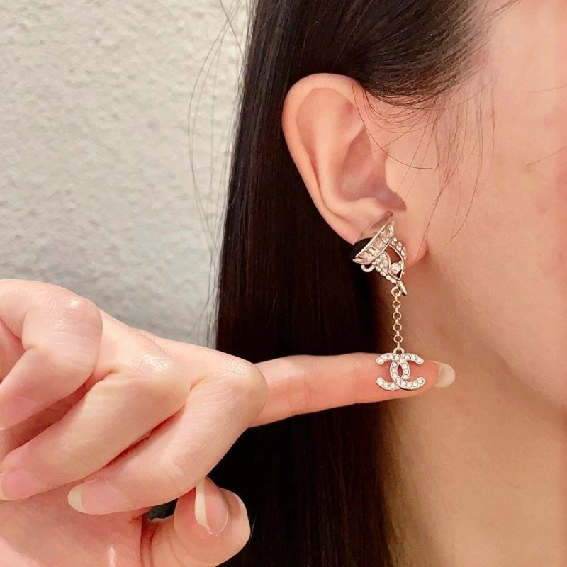 Chanel Earrings MoistureWicking 223884