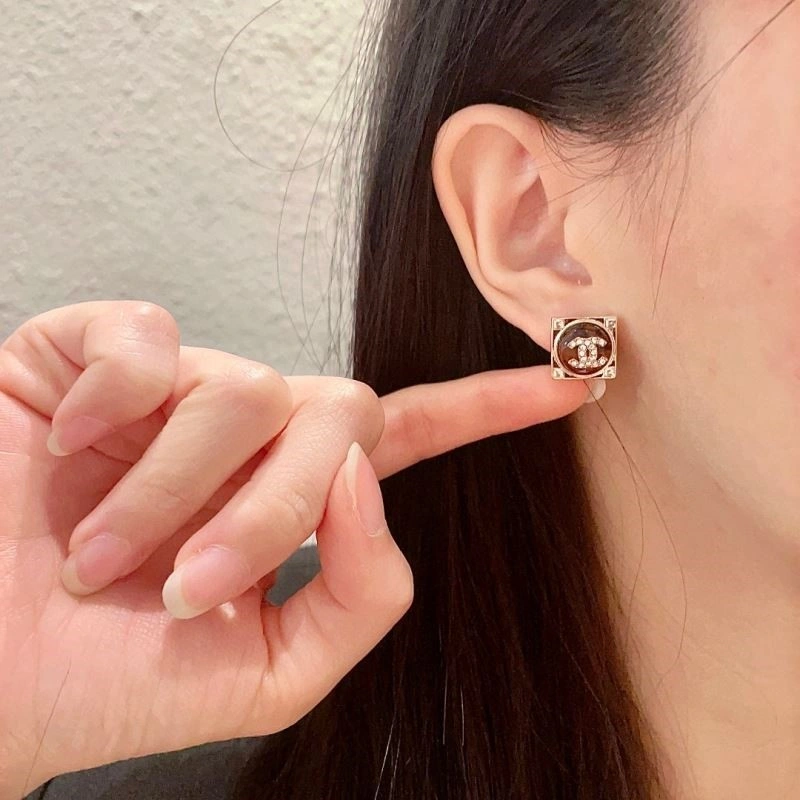 HighQuality Chanel Earrings 223879