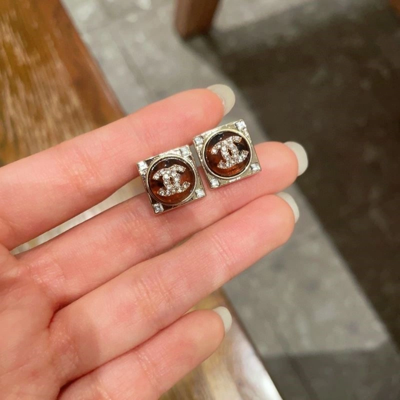 HighQuality Chanel Earrings 223879
