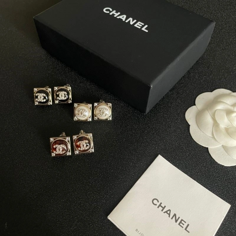 Sustainable Chanel Earrings 223864