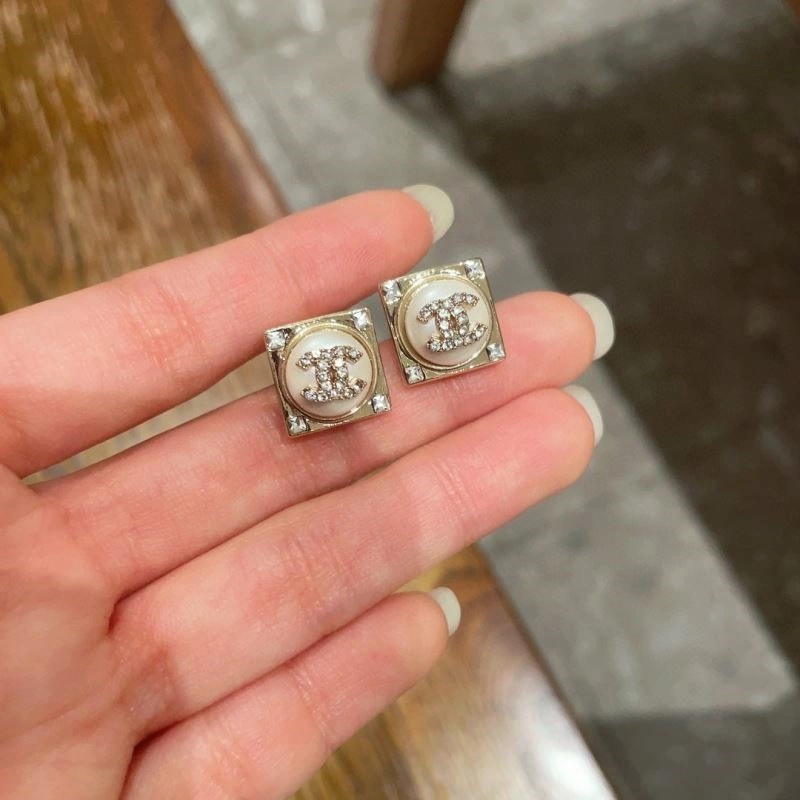 Sustainable Chanel Earrings 223864