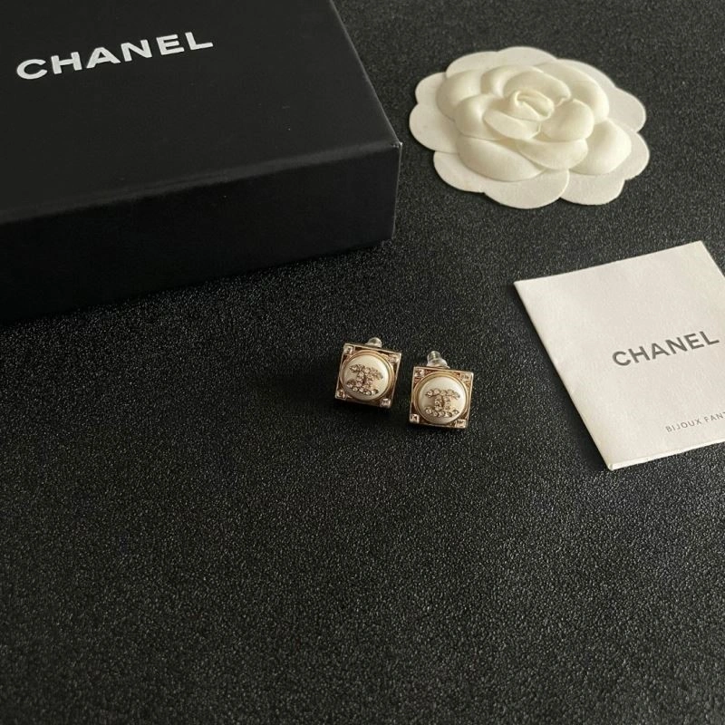Sustainable Chanel Earrings 223864