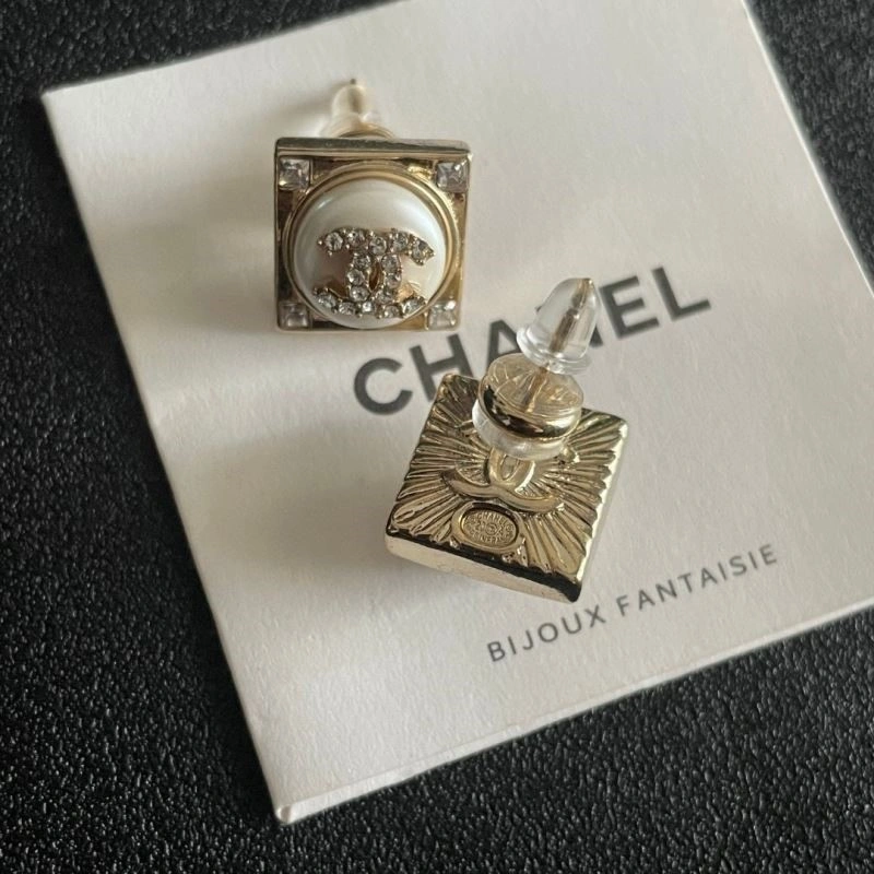 Sustainable Chanel Earrings 223864