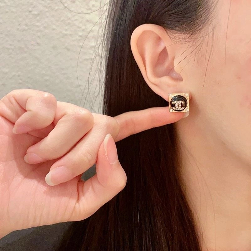 TopPick Chanel Earrings 223877