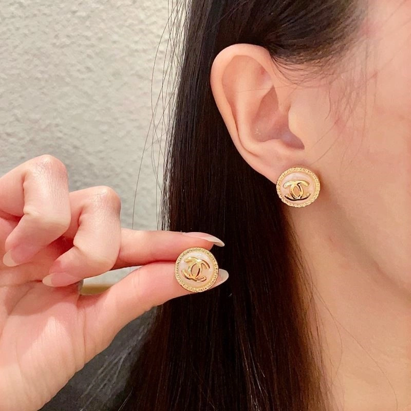 Compact Chanel Earrings 223862