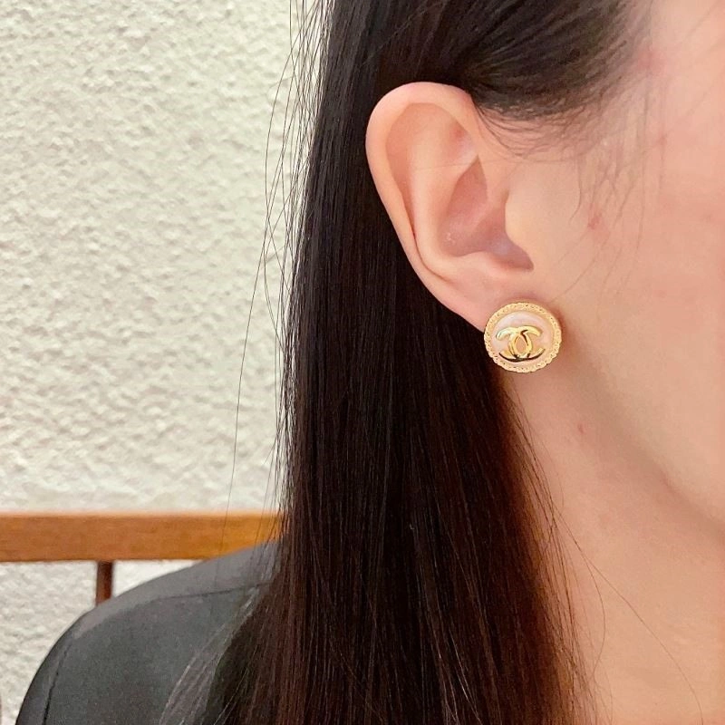 Compact Chanel Earrings 223862