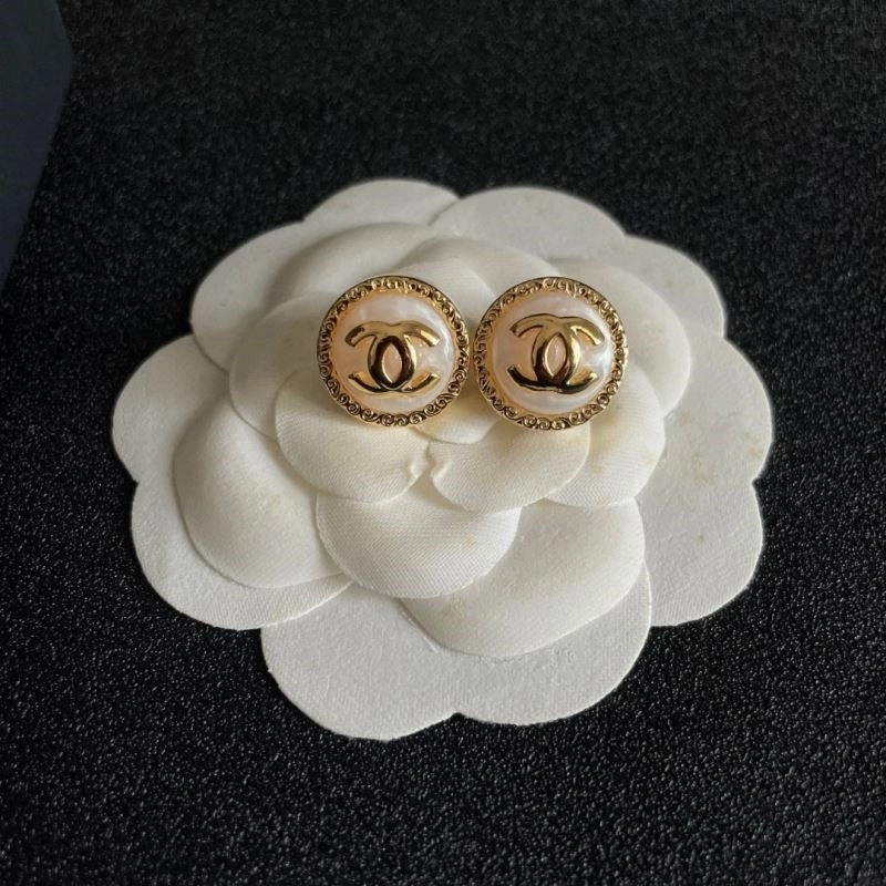 Compact Chanel Earrings 223862