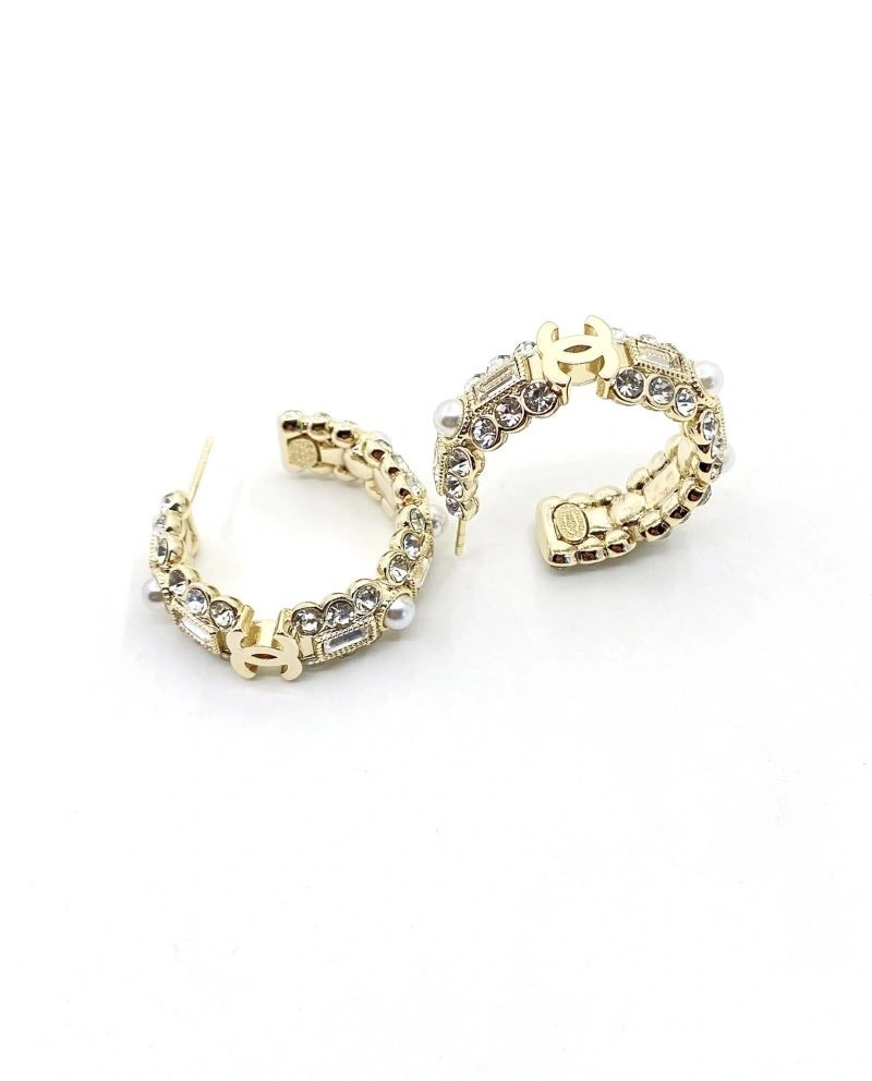Stylish Chanel Earrings 223867