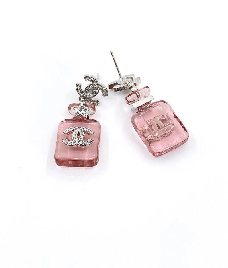 Lightweight Chanel Earrings 223855