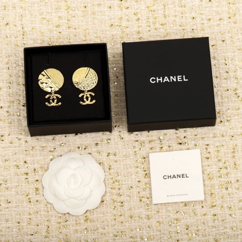Chanel Earrings WellDesigned 223861