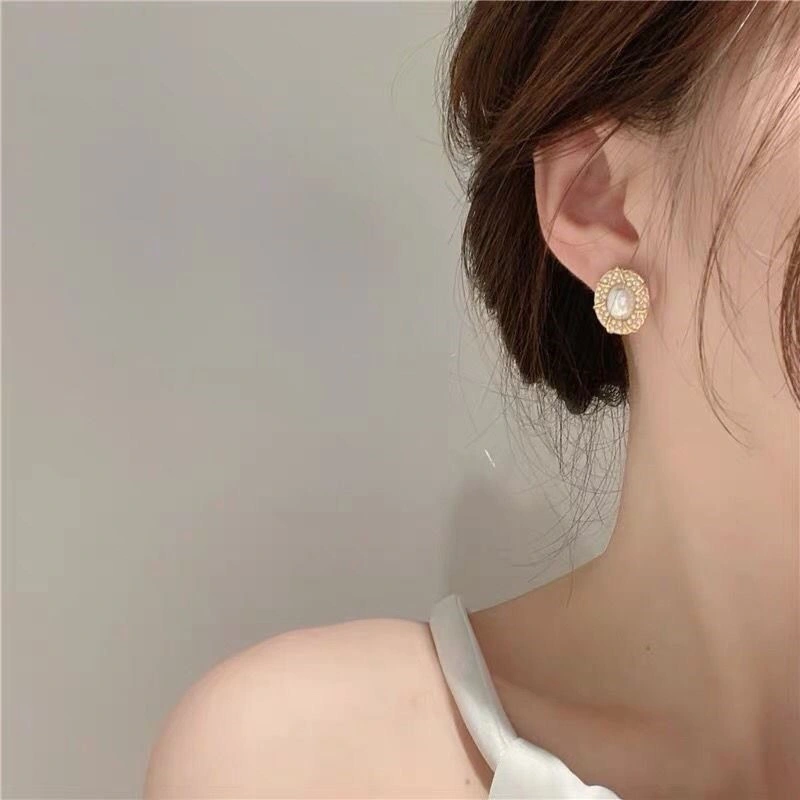 FreshLook Chanel Earrings 223857