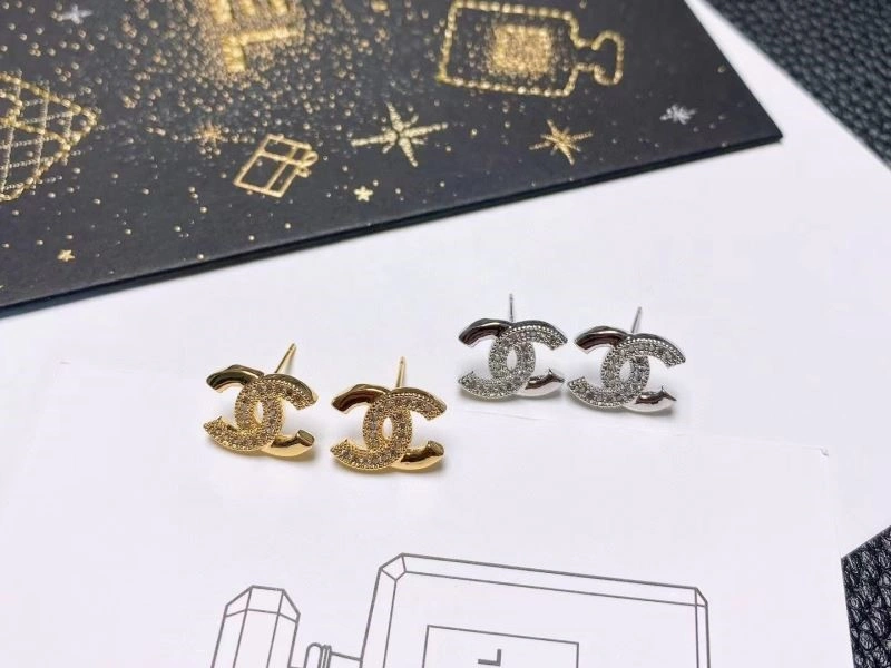 Minimalist Chanel Earrings 223924