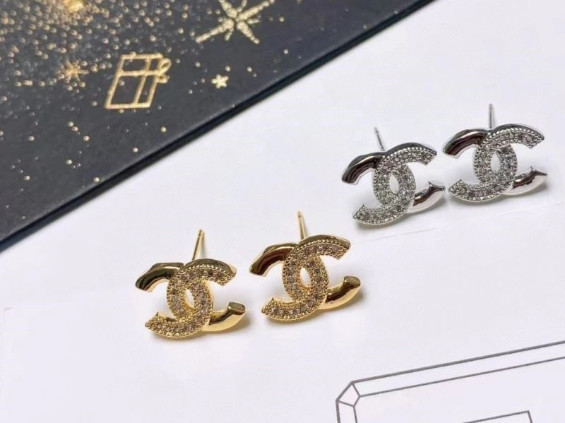 Minimalist Chanel Earrings 223924