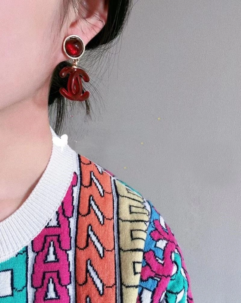 Comfortable Chanel Earrings 223890