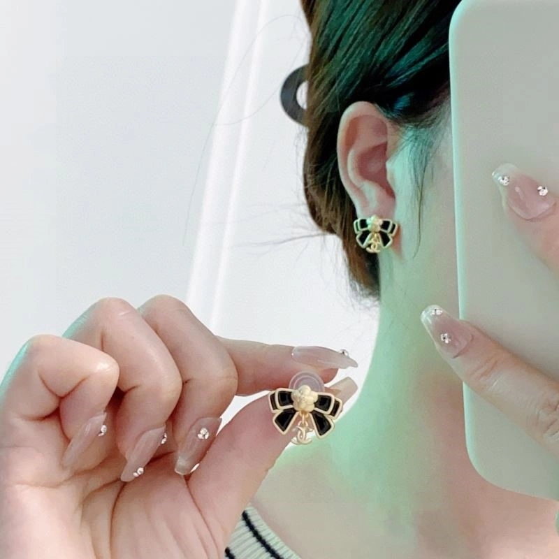 Chanel Earrings SmoothTexture 223886