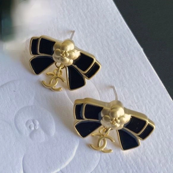 Chanel Earrings SmoothTexture 223886