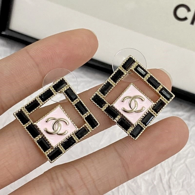 HighPerformance Chanel Earrings 223839