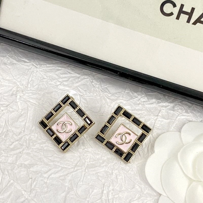 HighPerformance Chanel Earrings 223839