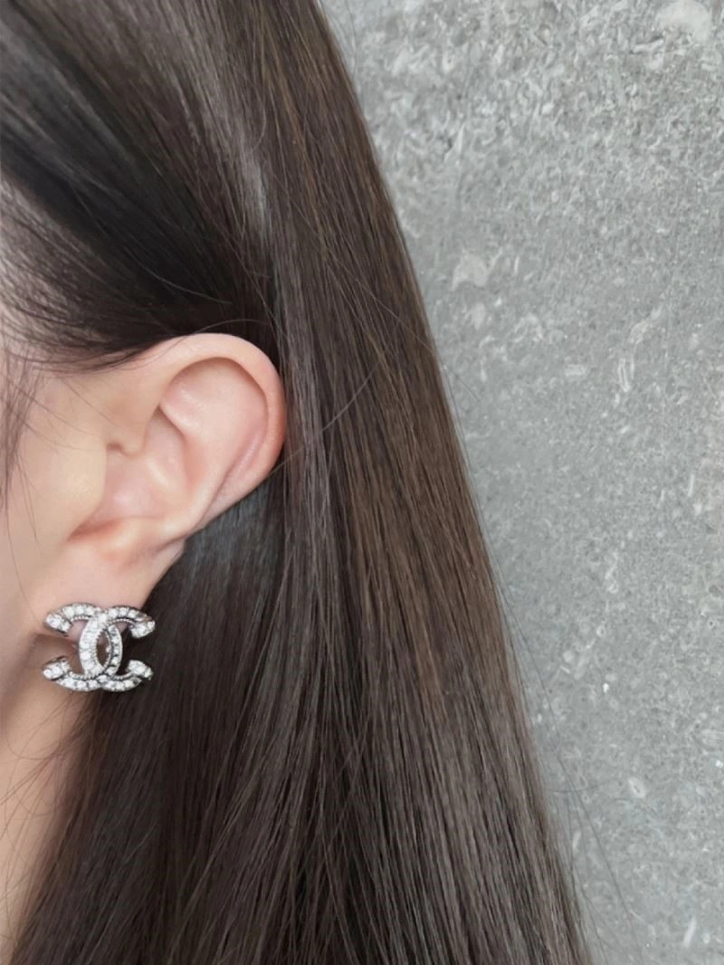 Chanel Earrings Stylish 223835