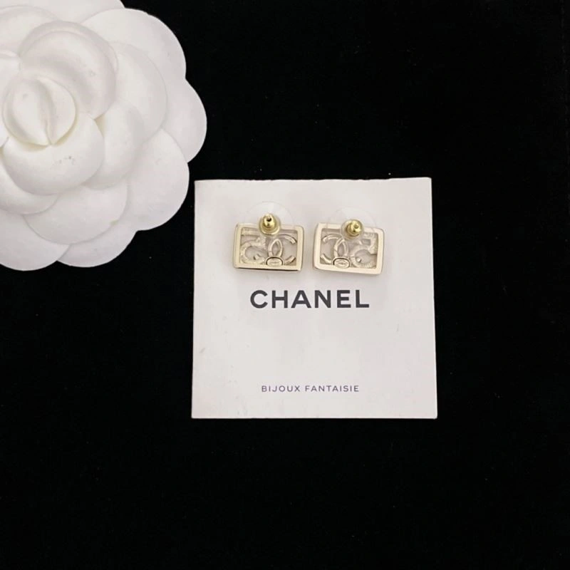 Breathable Chanel Earrings 223841
